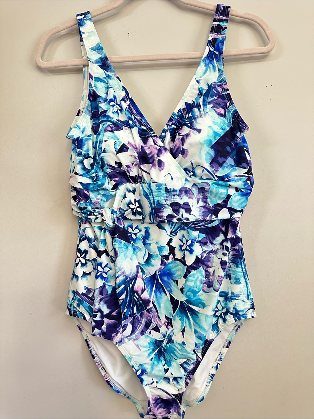 Tommy Bahama Island Sculpt V-neck Blue & Purple Floral One-Piece Swimsuit🩱Sz 10 - Picture 11 of 15